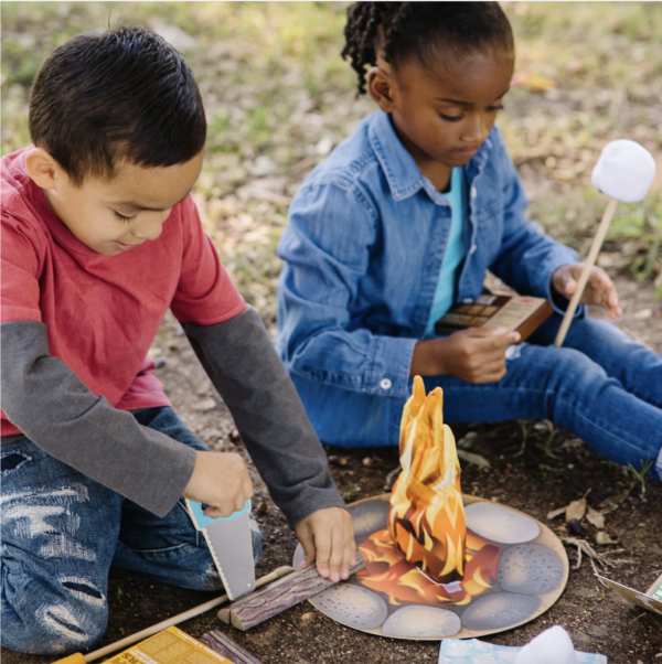Melissa & Doug's Let's Explore Campfire S'Mores Play Set - Image 5